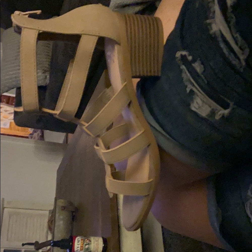 Girls sandals